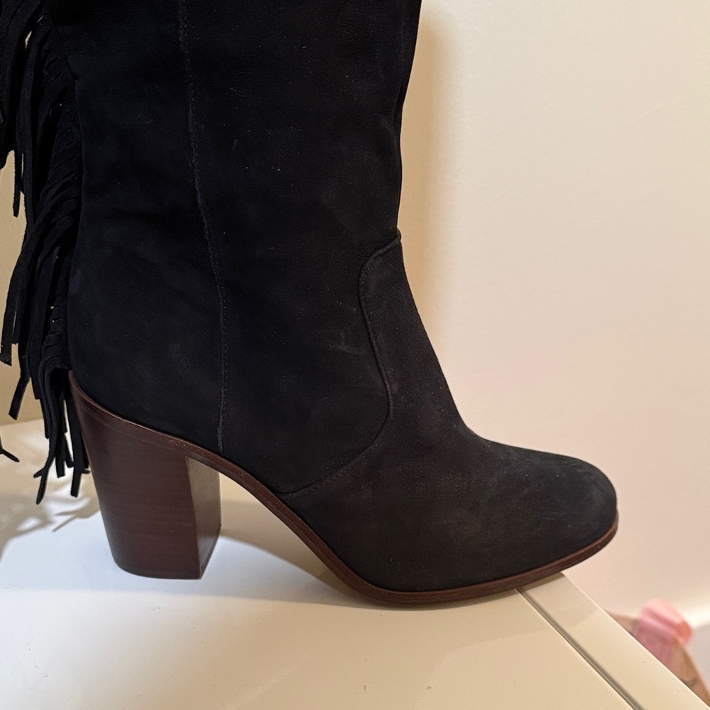 Gianni Bini Women's Black Suede Knee High Fringe Boots Size 8 - Picture 12 of 16